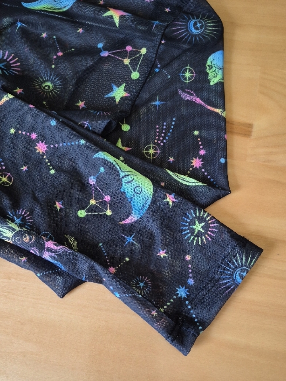 NWT SHEIN Black Sheer Celestial Print Long-Sleeve Mesh Crop Top Y2K SMALL - Picture 5 of 9